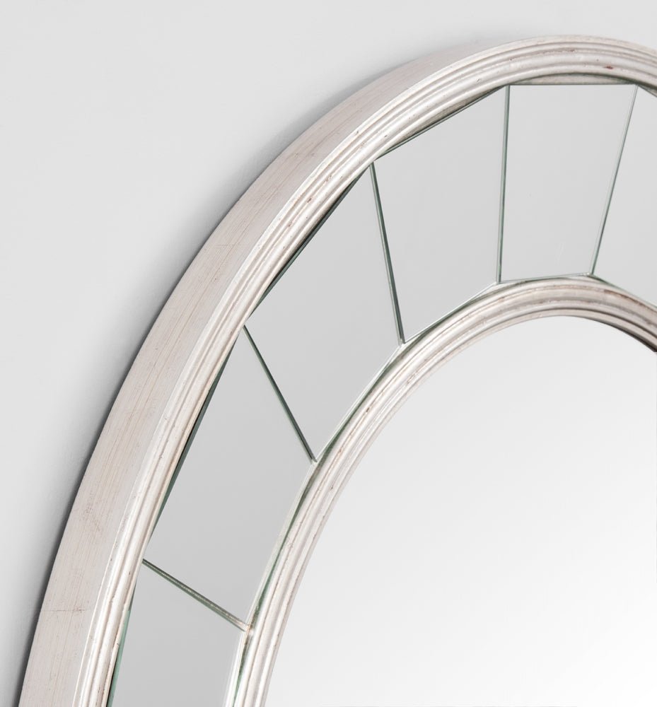 Dianna - Mirror Mirror Australia