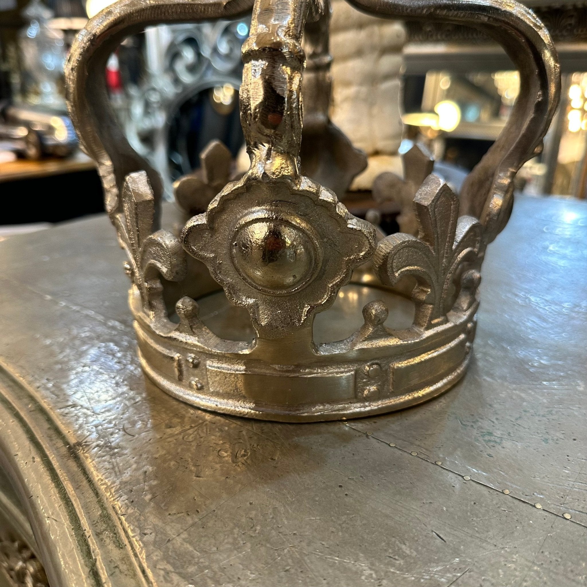 Regal Crown - Mirror Mirror Australia