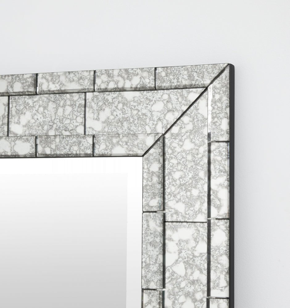 Prado Leaner - Mirror Mirror Australia